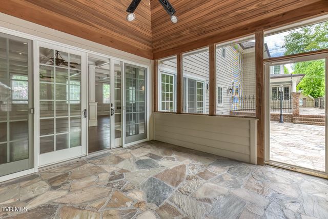 156 Vines Drive, Jonesborough, TN 37659