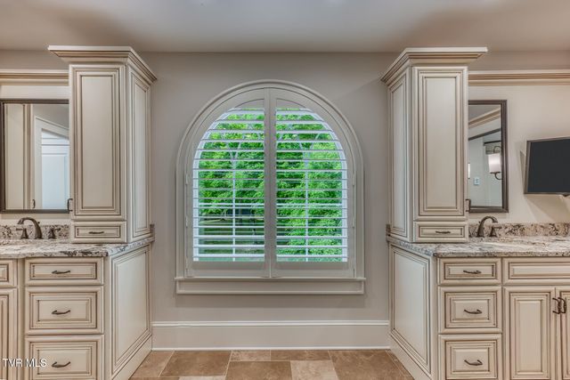 156 Vines Drive, Jonesborough, TN 37659
