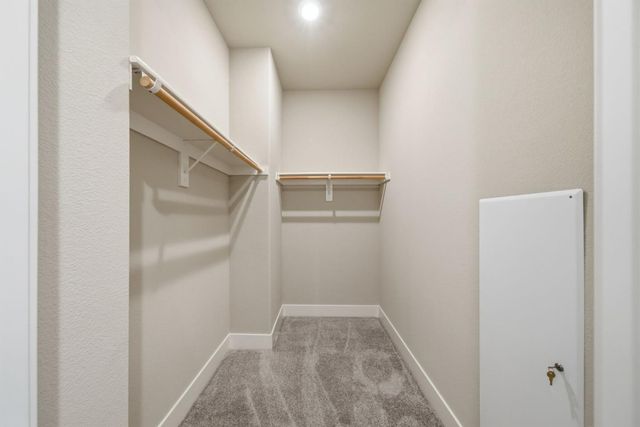 729 Eppleton Lane 303, Foster City, CA 94404