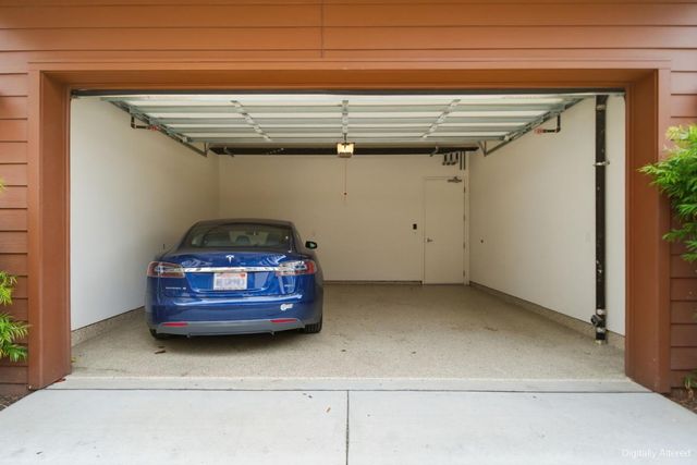 729 Eppleton Lane 303, Foster City, CA 94404