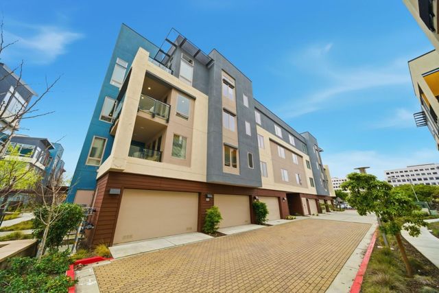 729 Eppleton Lane 303, Foster City, CA 94404