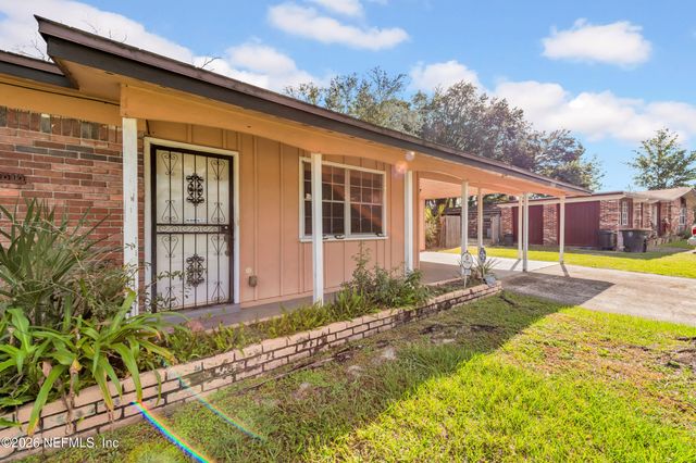 3818 HARBOR VIEW Drive, Jacksonville, FL 32208