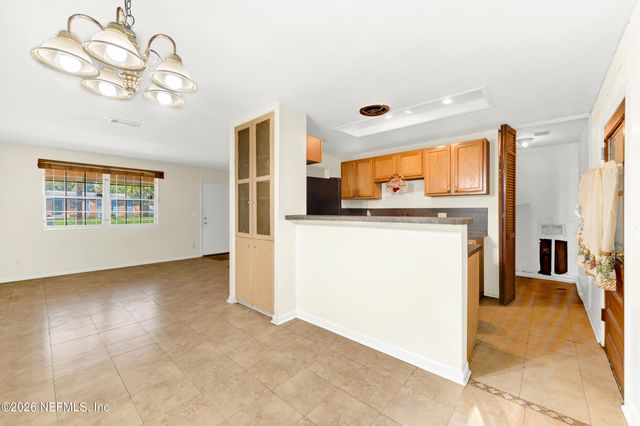 3818 HARBOR VIEW Drive, Jacksonville, FL 32208