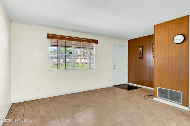 3818 HARBOR VIEW Drive, Jacksonville, FL 32208