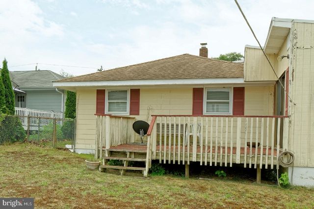 1329 BELGRADE AVE, Burlington, NJ 08016