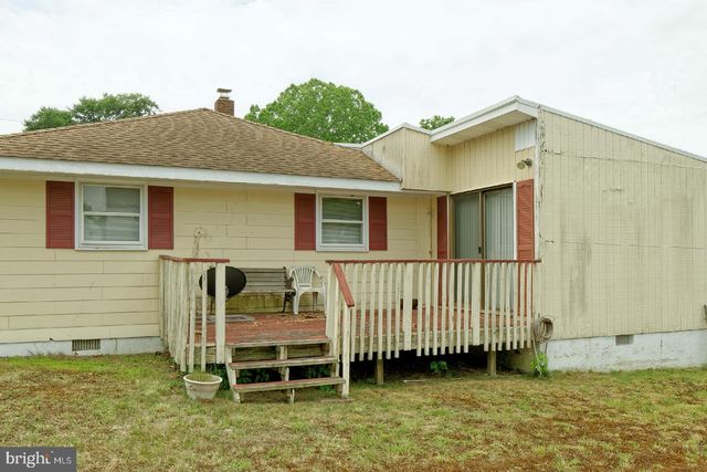 1329 BELGRADE AVE, Burlington, NJ 08016