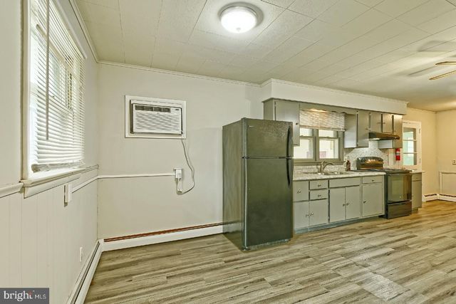 1329 BELGRADE AVE, Burlington, NJ 08016