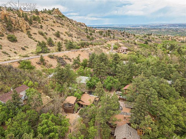 480 Bear Creek Place, Colorado Springs, CO 80906