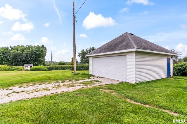 3282 Pet Cemetery Road, Springfield, IL 62707