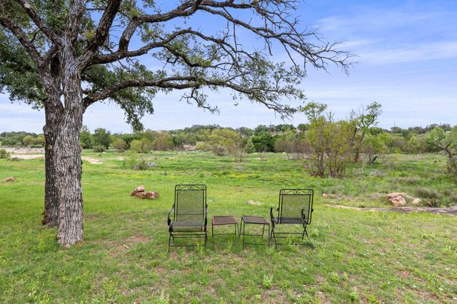 160 Lake Shore DR, Horseshoe Bay, TX 78657