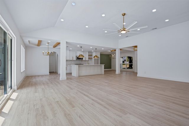 338 Mantlebrook Drive, Desoto, TX 75115