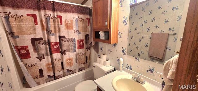 732 Roosevelt Street, Chester, IL 62233