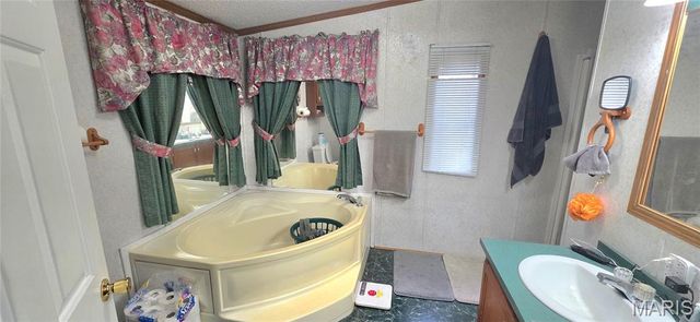 732 Roosevelt Street, Chester, IL 62233