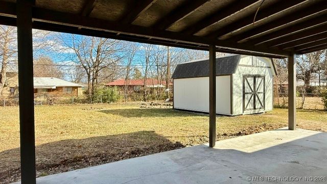 857 N Vancouver Avenue, Tulsa, OK 74127