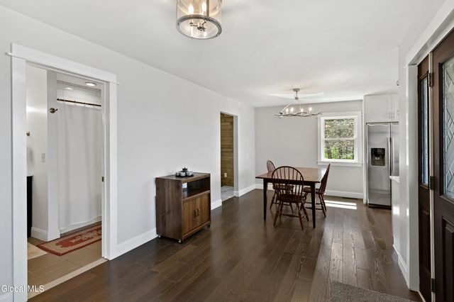 1142 Nys Rt 9P, Saratoga Springs, NY 12866