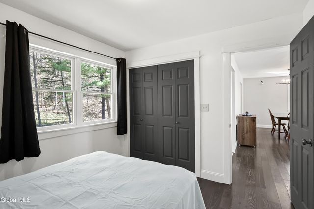 1142 Nys Rt 9P, Saratoga Springs, NY 12866