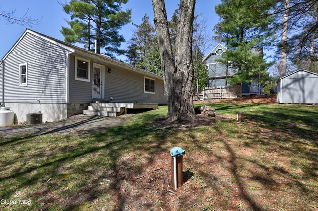 1142 Nys Rt 9P, Saratoga Springs, NY 12866