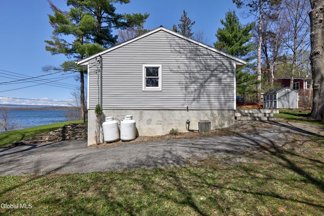 1142 Nys Rt 9P, Saratoga Springs, NY 12866