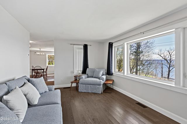 1142 Nys Rt 9P, Saratoga Springs, NY 12866