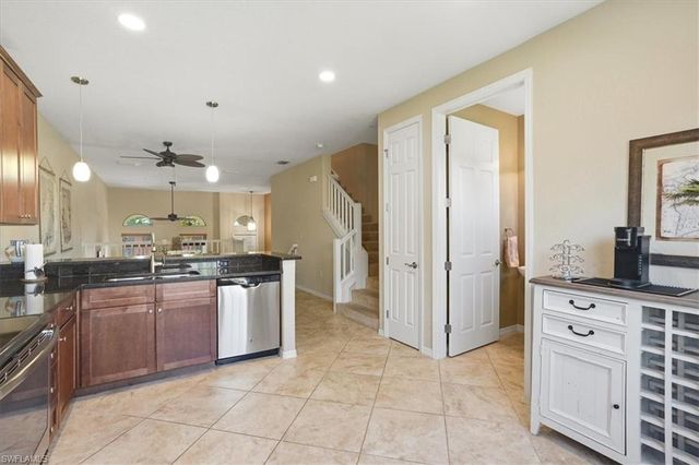 9065 Albion LN N 4909, Naples, FL 34113