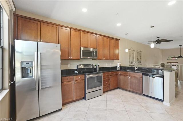 9065 Albion LN N 4909, Naples, FL 34113