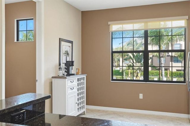 9065 Albion LN N 4909, Naples, FL 34113
