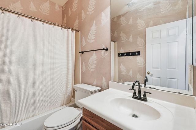 857 E CARLA VISTA Drive, Gilbert, AZ 85295