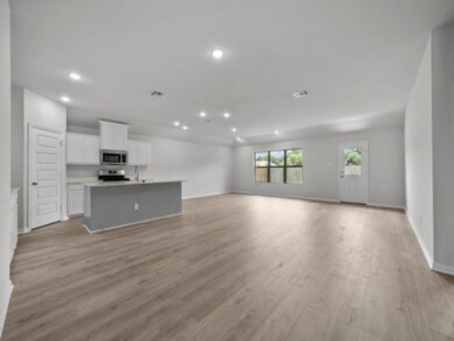553 Hickory Ridge, Van Alstyne, TX 75495