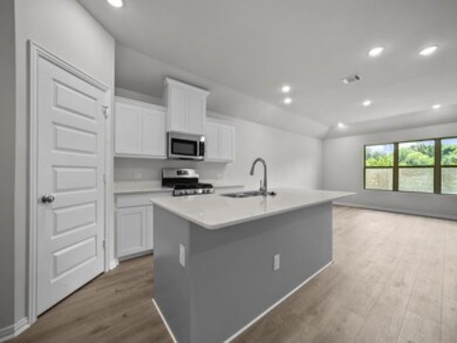 553 Hickory Ridge, Van Alstyne, TX 75495