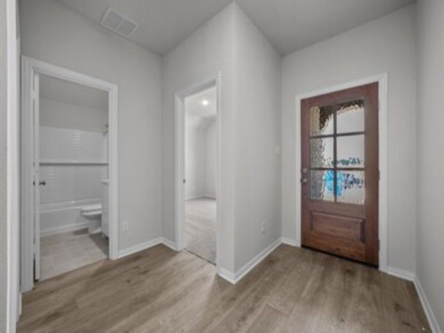 553 Hickory Ridge, Van Alstyne, TX 75495