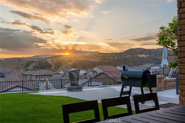31 Baliza Rd, Rancho Mission Viejo, CA 92694