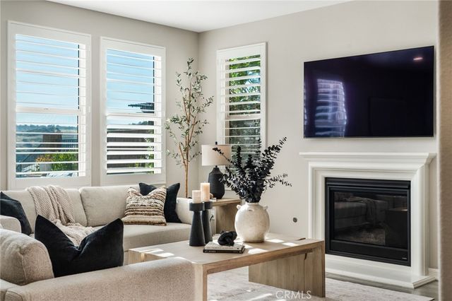 31 Baliza Rd, Rancho Mission Viejo, CA 92694