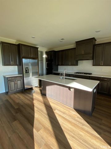 4500 Valley Crest Lane, Fuquay Varina, NC 27526