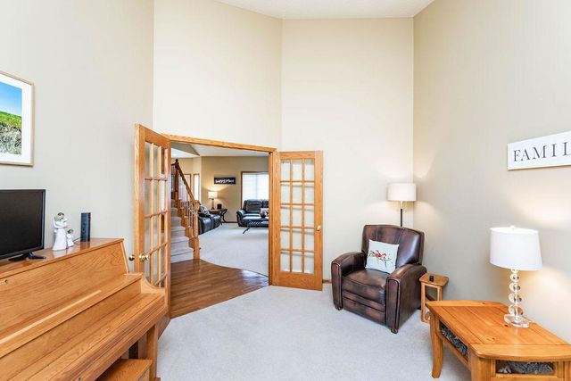 134 17th Avenue E, West Fargo, ND 58078