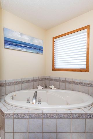 134 17th Avenue E, West Fargo, ND 58078