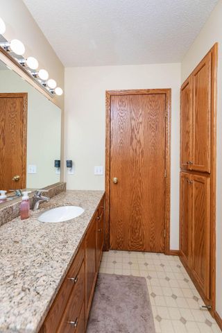 134 17th Avenue E, West Fargo, ND 58078