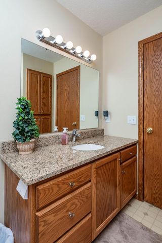 134 17th Avenue E, West Fargo, ND 58078