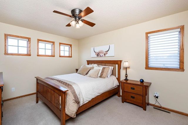 134 17th Avenue E, West Fargo, ND 58078