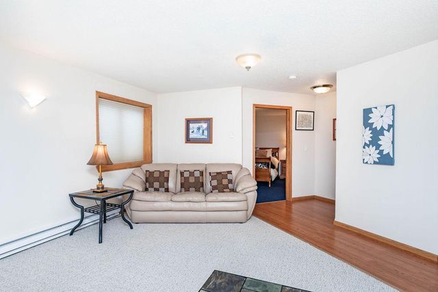 134 17th Avenue E, West Fargo, ND 58078