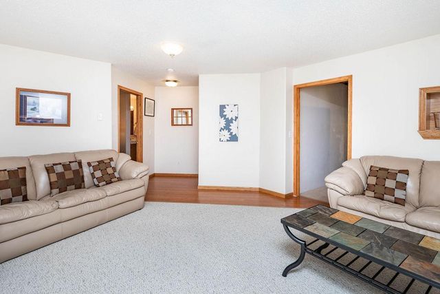 134 17th Avenue E, West Fargo, ND 58078