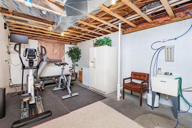 134 17th Avenue E, West Fargo, ND 58078