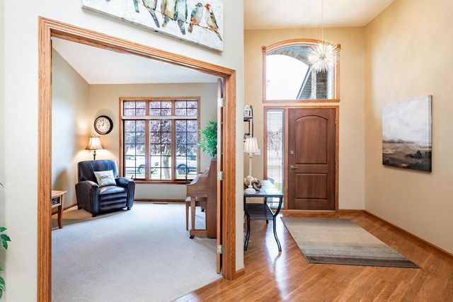 134 17th Avenue E, West Fargo, ND 58078