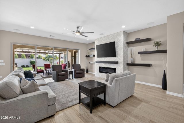 19941 E CAMACHO Road, Queen Creek, AZ 85142