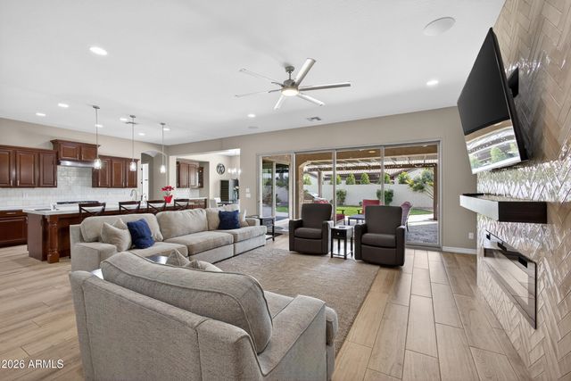 19941 E CAMACHO Road, Queen Creek, AZ 85142