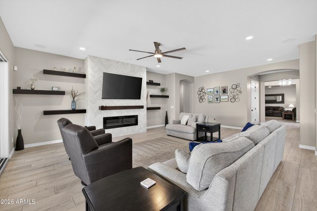 19941 E CAMACHO Road, Queen Creek, AZ 85142