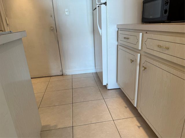 412 S Cypress Rd 225, Pompano Beach, FL 33060