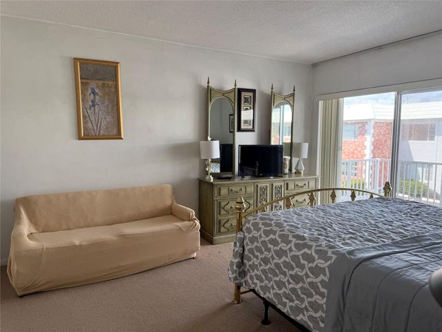 412 S Cypress Rd 225, Pompano Beach, FL 33060