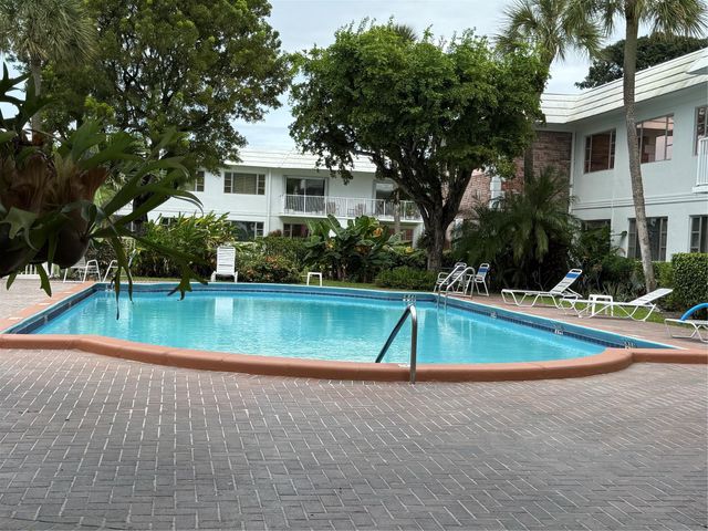 412 S Cypress Rd 225, Pompano Beach, FL 33060