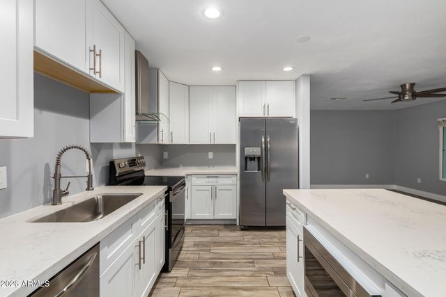 3520 S POPLAR Street, Tempe, AZ 85282