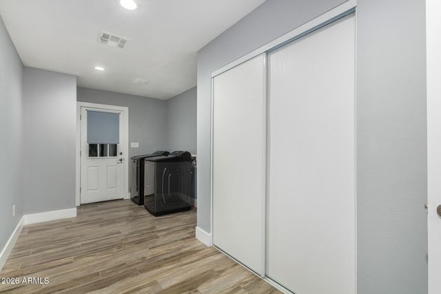 3520 S POPLAR Street, Tempe, AZ 85282